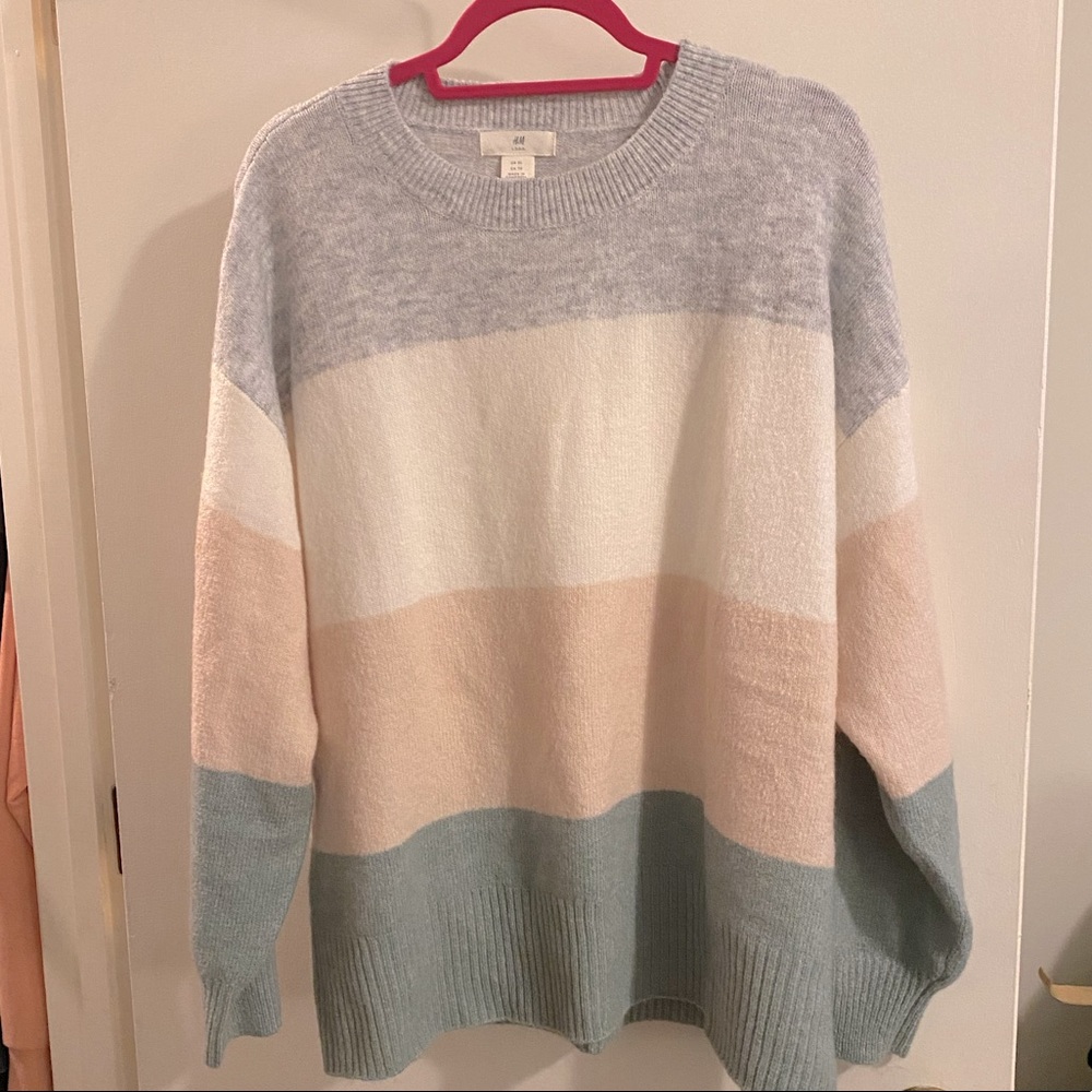 🍀h&m sweater